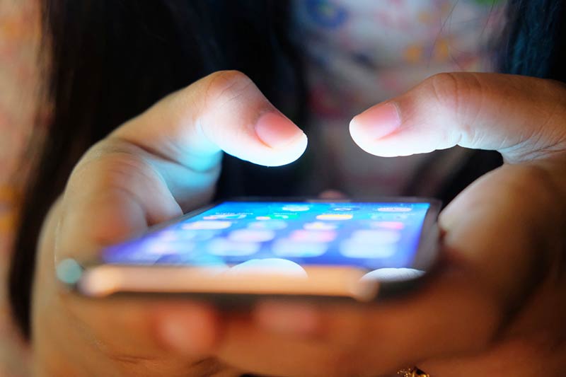 کرونا و تاثیر بر طراحی گوشی‌های موبایل